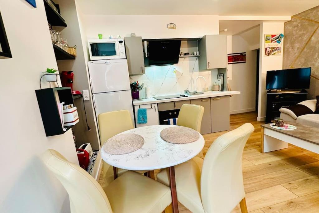 Appartement Jardin Du Palais- Relaxation Centrale Dış mekan fotoğraf